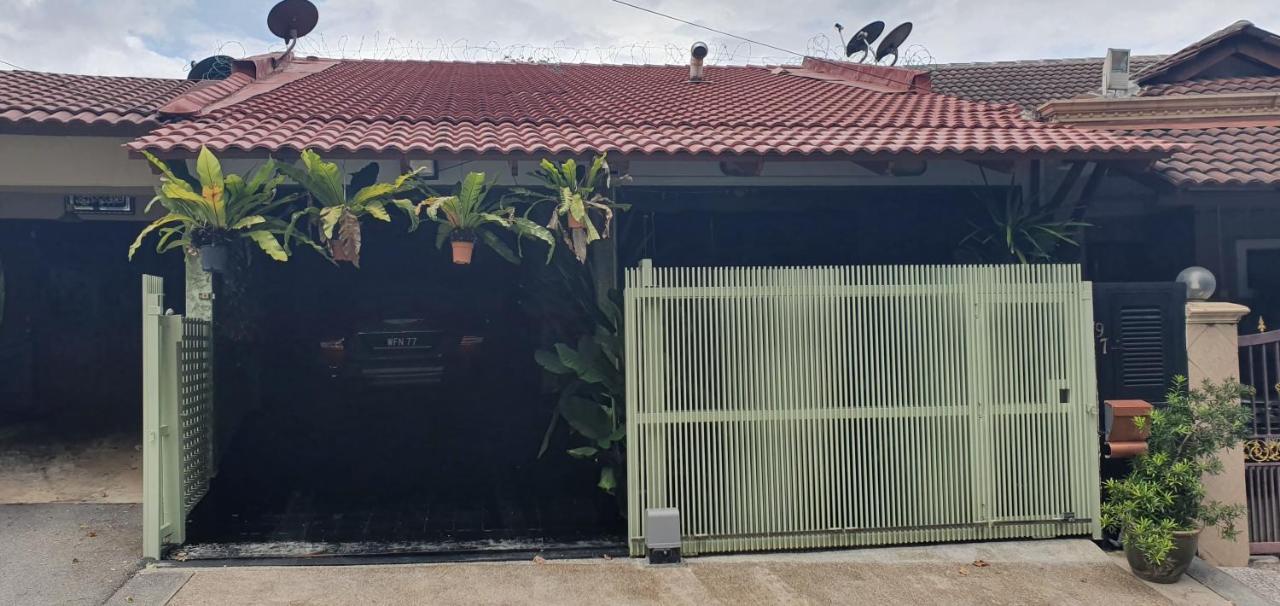 Hillside Villa Home With Private Pool Near Zoo Negara Kampong Ulu Kelang Exterior photo